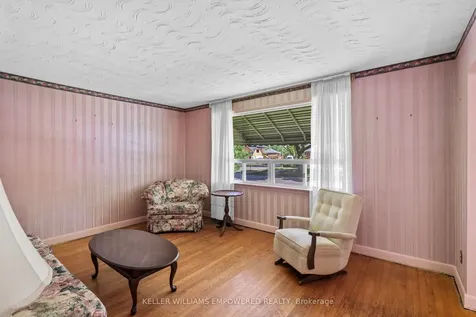 88 Edgecroft Road Toronto ON M8Z 2C3
