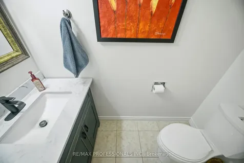40 Braidwood Lake Road Brampton ON L6Z 1X6