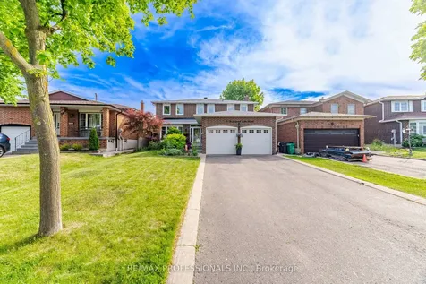40 Braidwood Lake Road Brampton ON L6Z 1X6