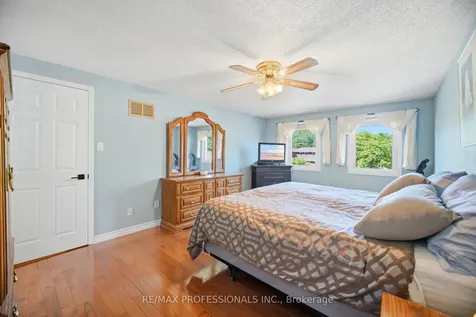 40 Braidwood Lake Road Brampton ON L6Z 1X6