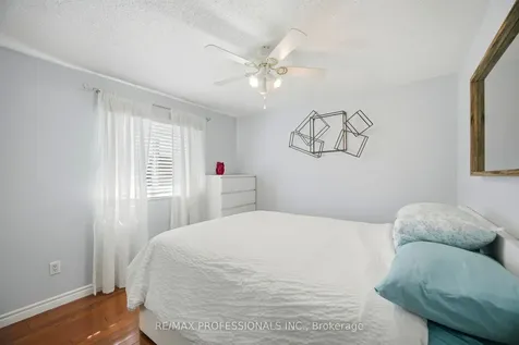 40 Braidwood Lake Road Brampton ON L6Z 1X6