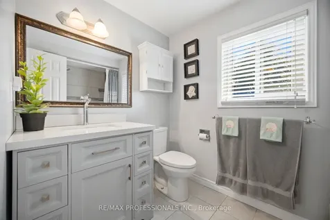 40 Braidwood Lake Road Brampton ON L6Z 1X6