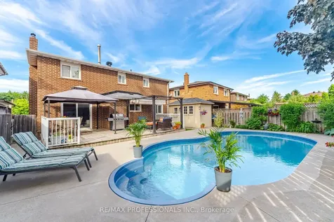 40 Braidwood Lake Road Brampton ON L6Z 1X6
