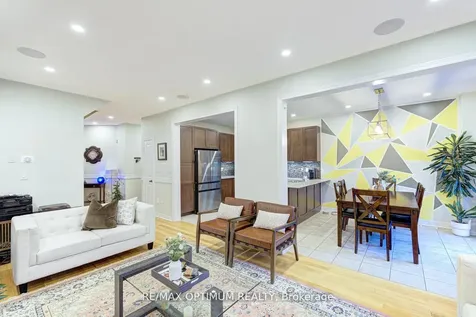 13 Fann Drive Brampton ON L7A 4L4