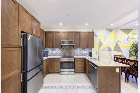 13 Fann Drive Brampton ON L7A 4L4