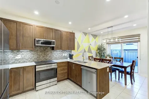 13 Fann Drive Brampton ON L7A 4L4