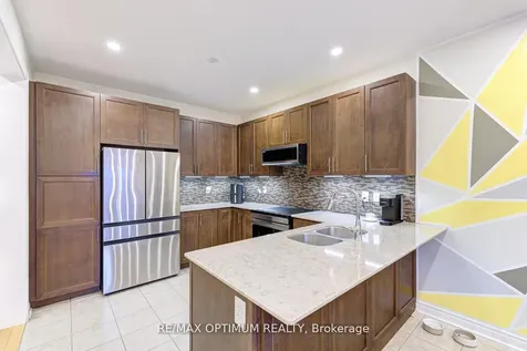 13 Fann Drive Brampton ON L7A 4L4
