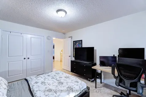 13 Fann Drive Brampton ON L7A 4L4