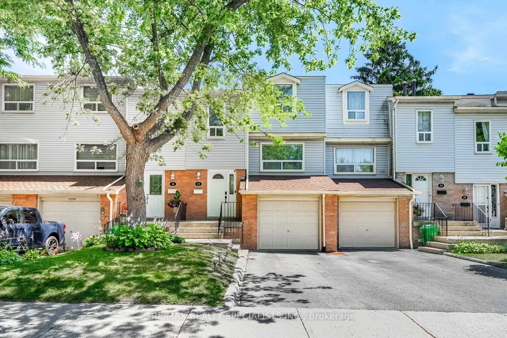 1055 Shawnmarr Road Mississauga ON L5H 3V2