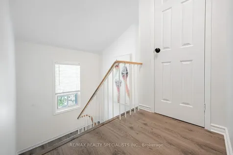 1055 Shawnmarr Road Mississauga ON L5H 3V2
