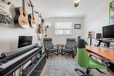 1055 Shawnmarr Road Mississauga ON L5H 3V2