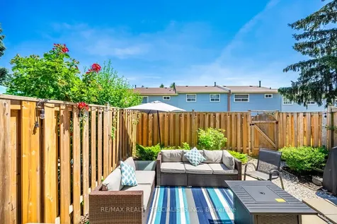 1055 Shawnmarr Road Mississauga ON L5H 3V2