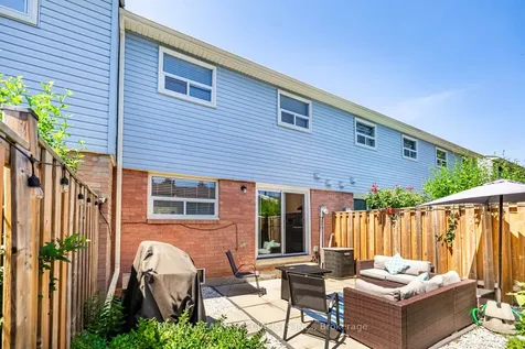 1055 Shawnmarr Road Mississauga ON L5H 3V2