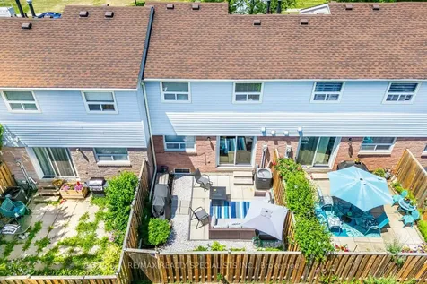 1055 Shawnmarr Road Mississauga ON L5H 3V2