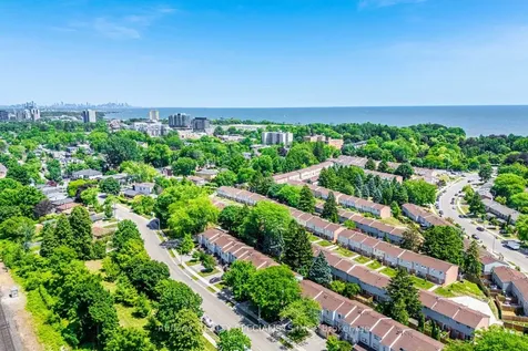 1055 Shawnmarr Road Mississauga ON L5H 3V2