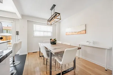 1055 Shawnmarr Road Mississauga ON L5H 3V2