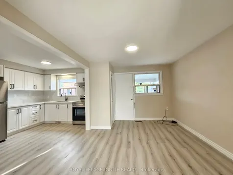 75 Pamille Place Toronto ON M6M 3B1