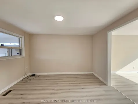 75 Pamille Place Toronto ON M6M 3B1