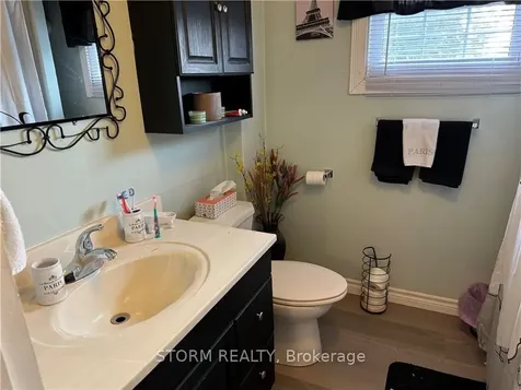 712 Sydney Street Cornwall ON K6H 3J6