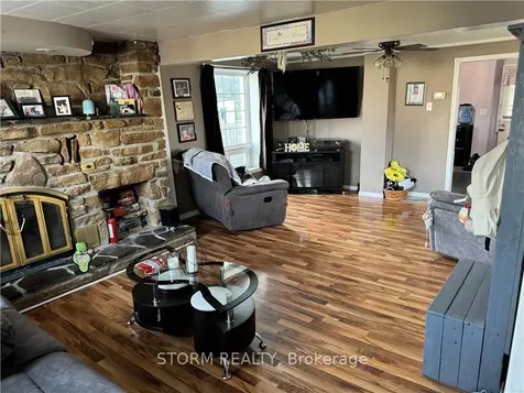 712 Sydney Street Cornwall ON K6H 3J6