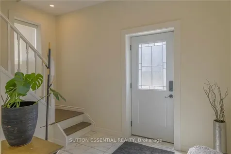 34 James Street W Brockville ON K6V 3Z6