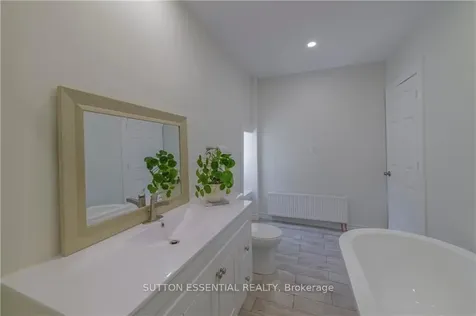 34 James Street W Brockville ON K6V 3Z6