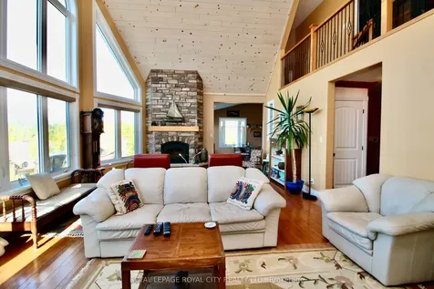 211 Eagle Road Northern Bruce Peninsula ON N0H 2R0
