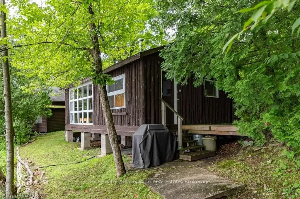1020 Coutlee Point Lane Central Frontenac ON K0H 2P0