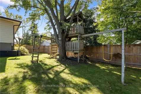 3838 Summit Avenue Fort Erie ON L0S 1N0