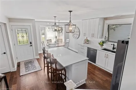 3838 Summit Avenue Fort Erie ON L0S 1N0