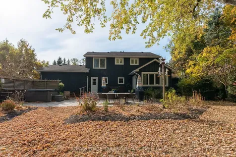 20 Keith Crescent Bluewater ON N0M 1G0