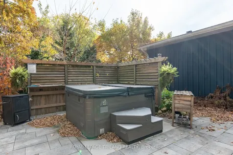 20 Keith Crescent Bluewater ON N0M 1G0