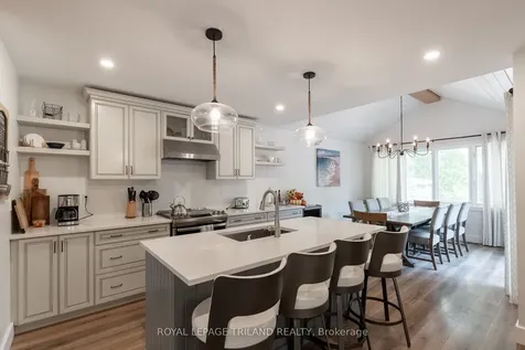 20 Keith Crescent Bluewater ON N0M 1G0