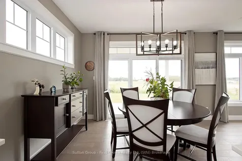 33 Brooklawn Drive Lambton Shores ON N0M 1T0