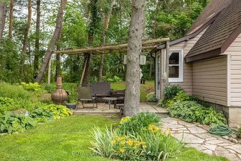 400454 Grey Road 4 N/a Grey Highlands ON N0C 1E0