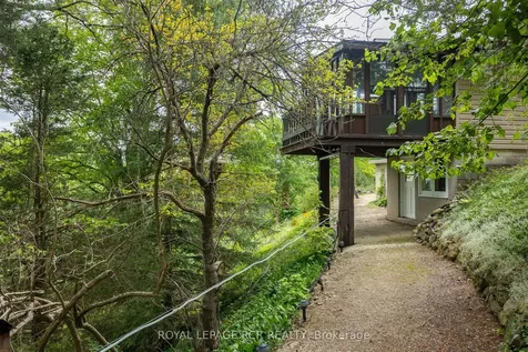 400454 Grey Road 4 N/a Grey Highlands ON N0C 1E0