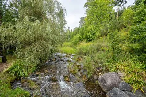 400454 Grey Road 4 N/a Grey Highlands ON N0C 1E0