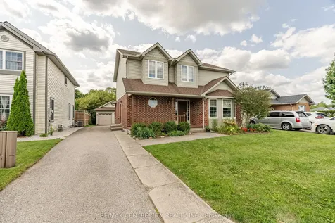 8 Cottonwood Boulevard Aylmer ON N5H 3H7