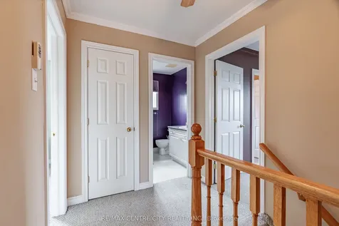 8 Cottonwood Boulevard Aylmer ON N5H 3H7