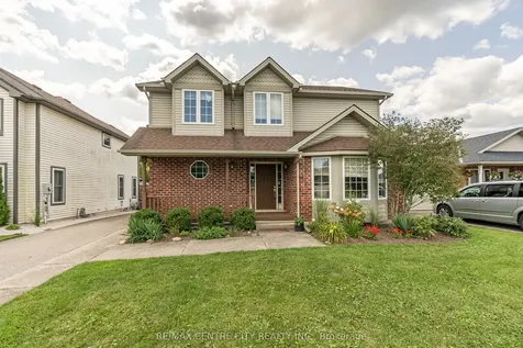 8 Cottonwood Boulevard Aylmer ON N5H 3H7