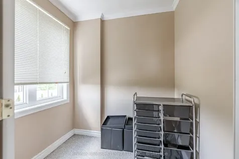 8 Cottonwood Boulevard Aylmer ON N5H 3H7