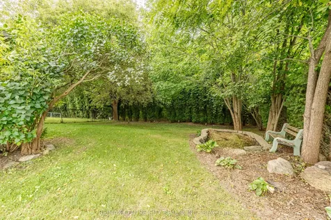 8 Cottonwood Boulevard Aylmer ON N5H 3H7