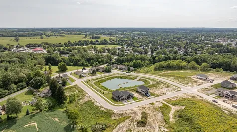 8 Cottonwood Boulevard Aylmer ON N5H 3H7