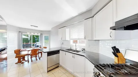 140 Rossmore London ON N6C 6B9