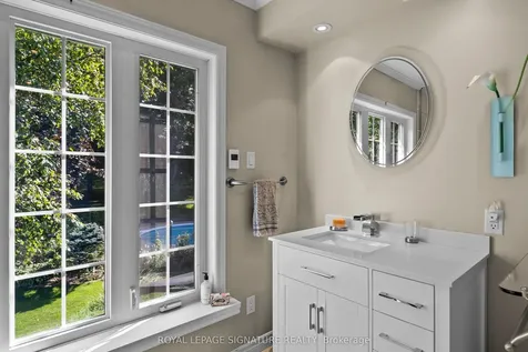 42 Edgewood Drive Greater Napanee ON K7R 3K4