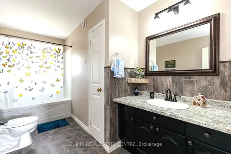 642827 Mccullough Lake Road Chatsworth ON N0H 2V0