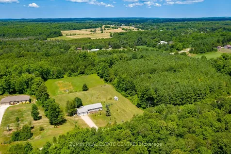 642827 Mccullough Lake Road Chatsworth ON N0H 2V0