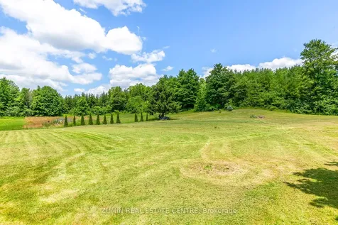 642827 Mccullough Lake Road Chatsworth ON N0H 2V0