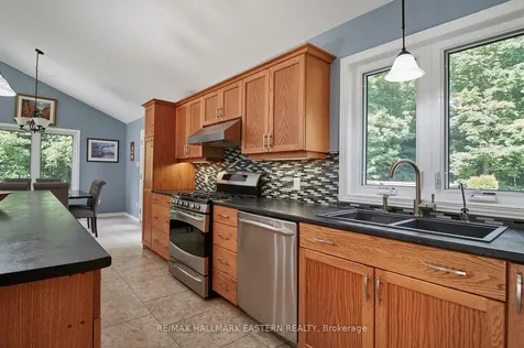 39 Deer Avenue Cavan Monaghan ON K0L 1V0