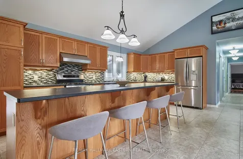 39 Deer Avenue Cavan Monaghan ON K0L 1V0